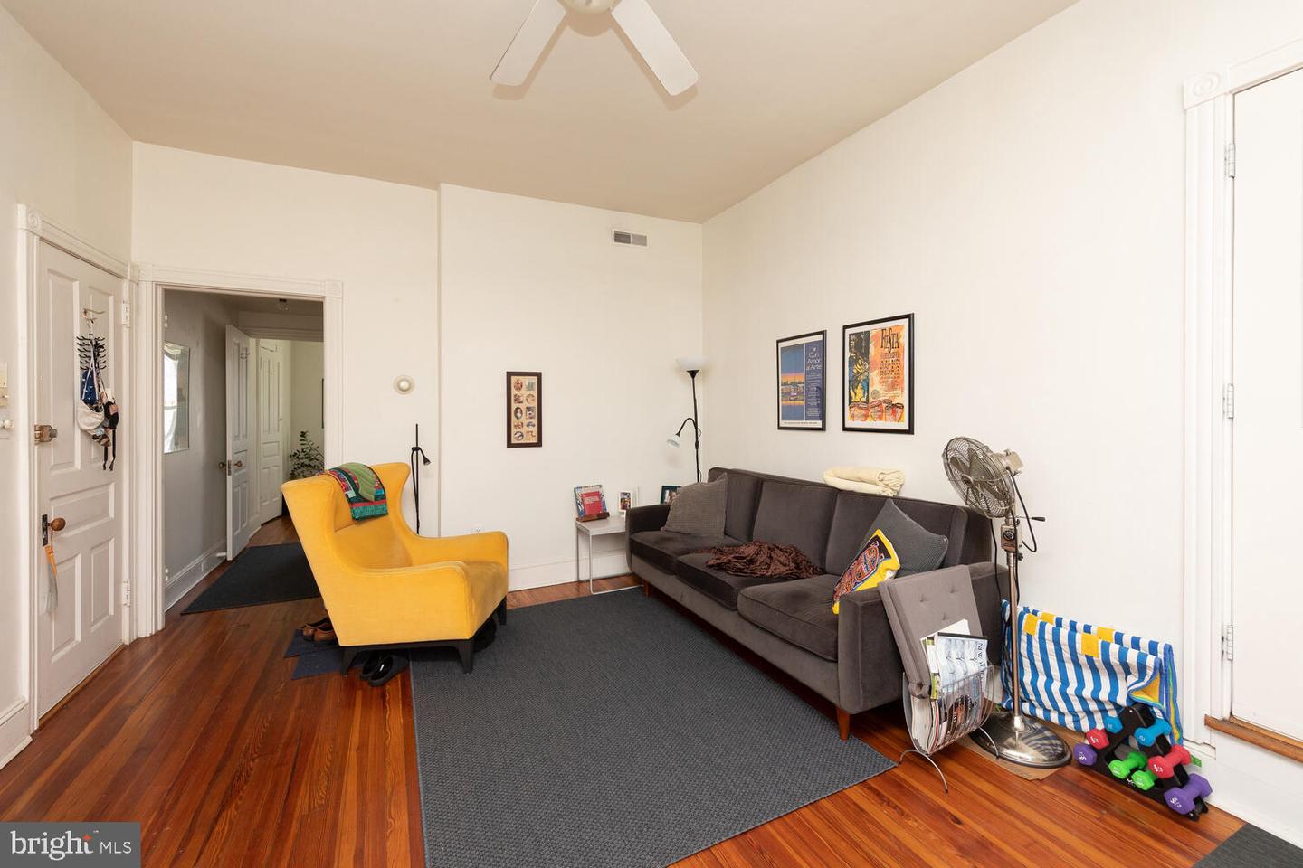 7904-6 Germantown Ave