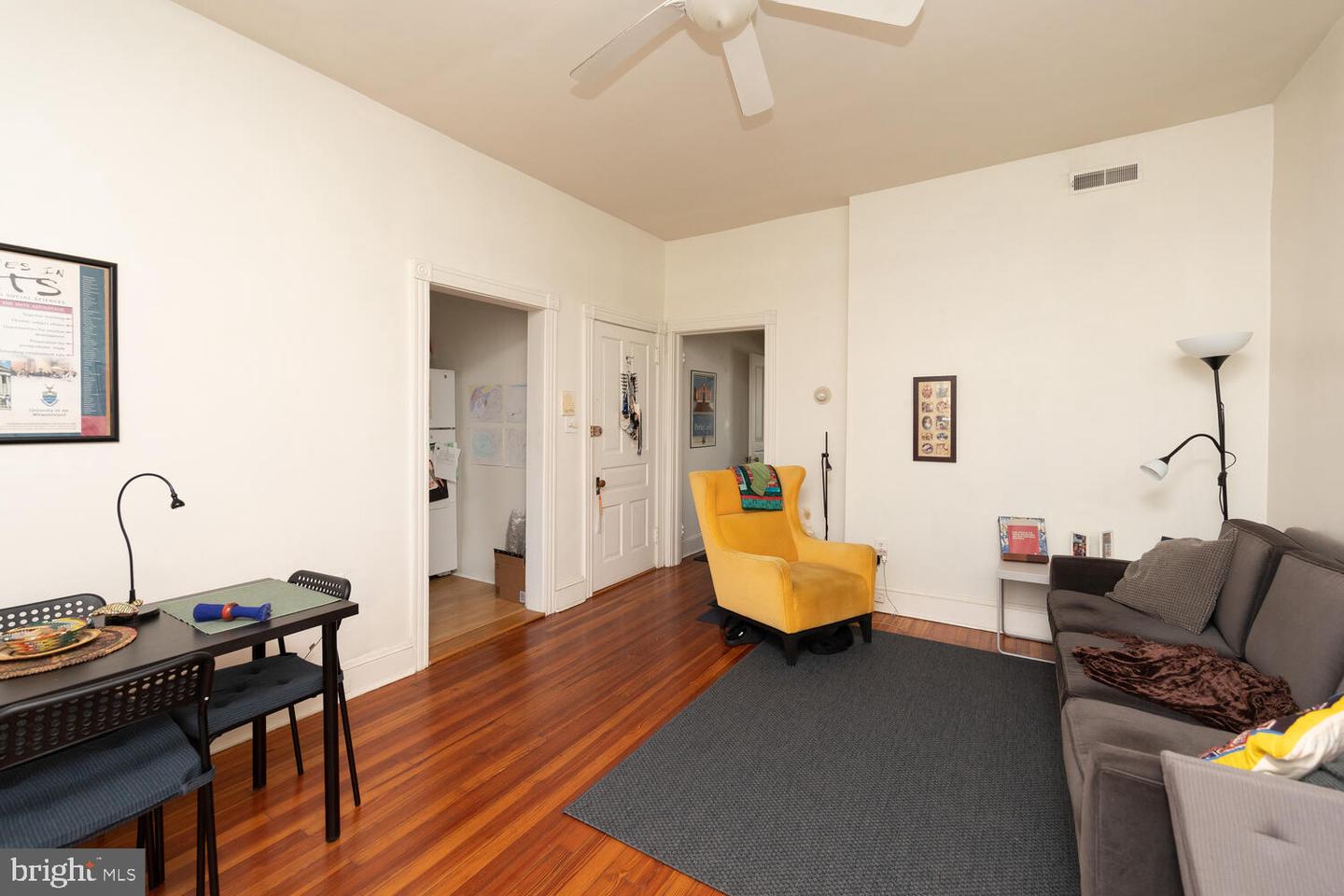 7904-6 Germantown Ave