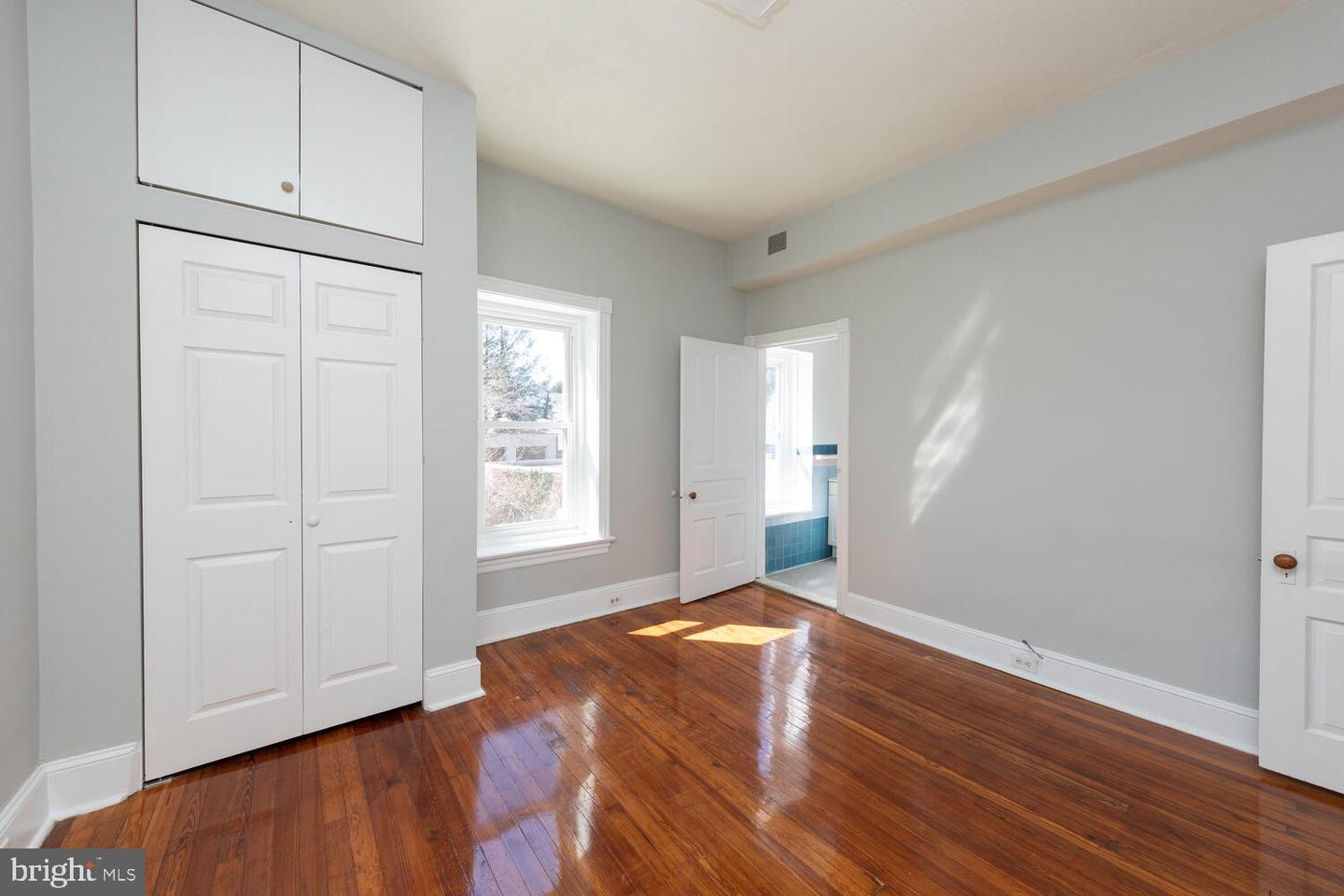 7904-6 Germantown Ave
