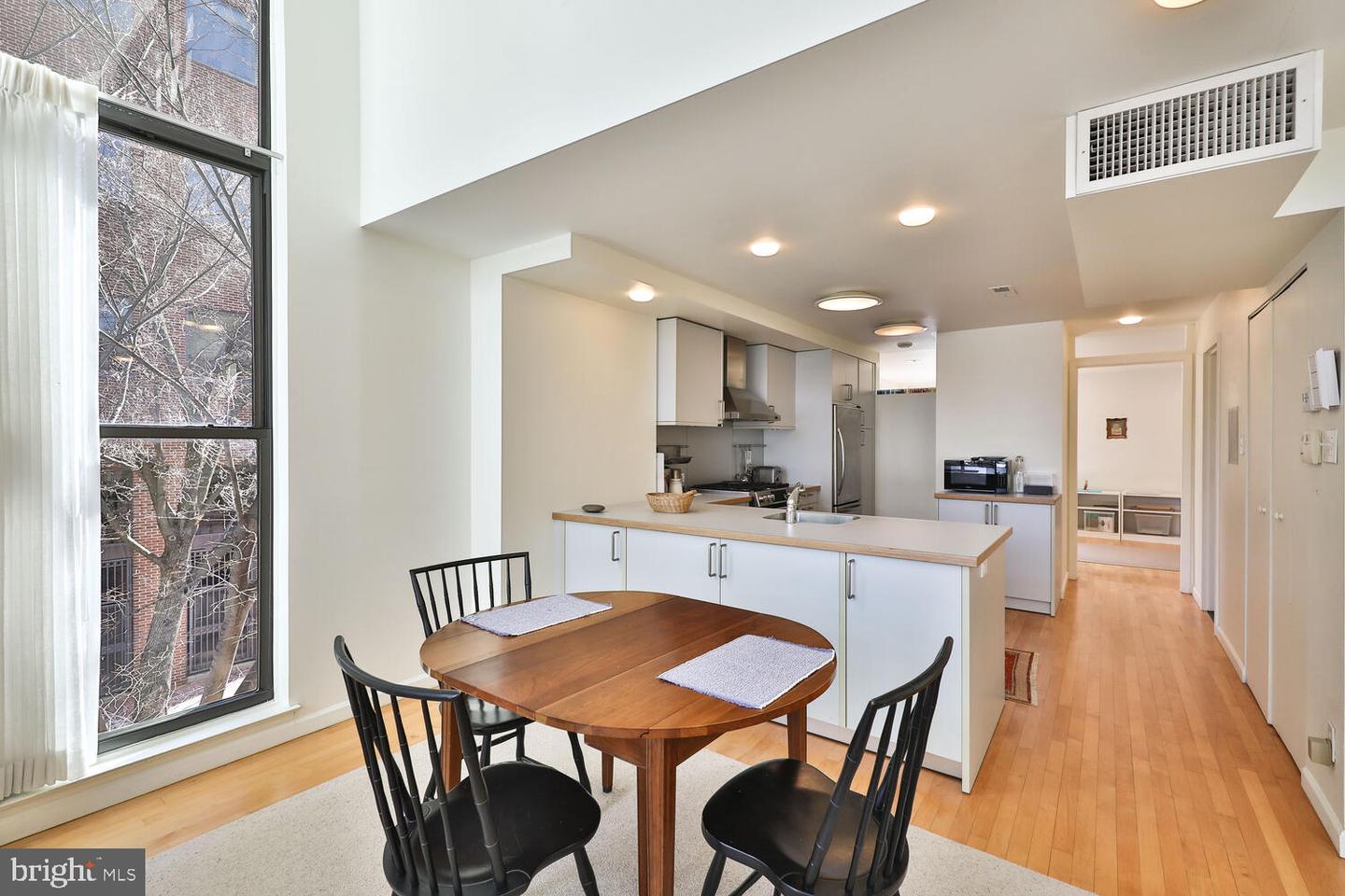 2 Saint James Ct