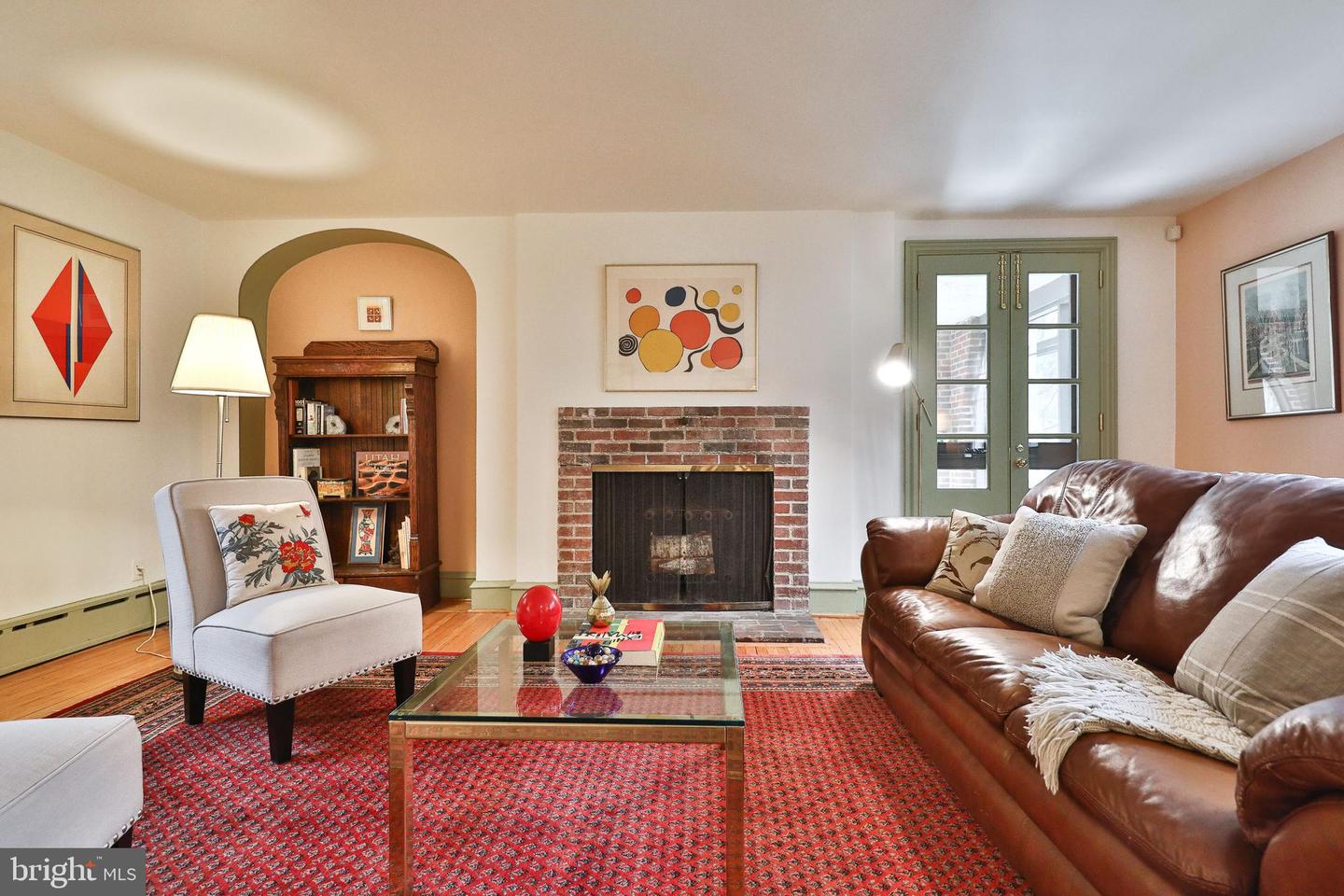 3405 Warden Dr