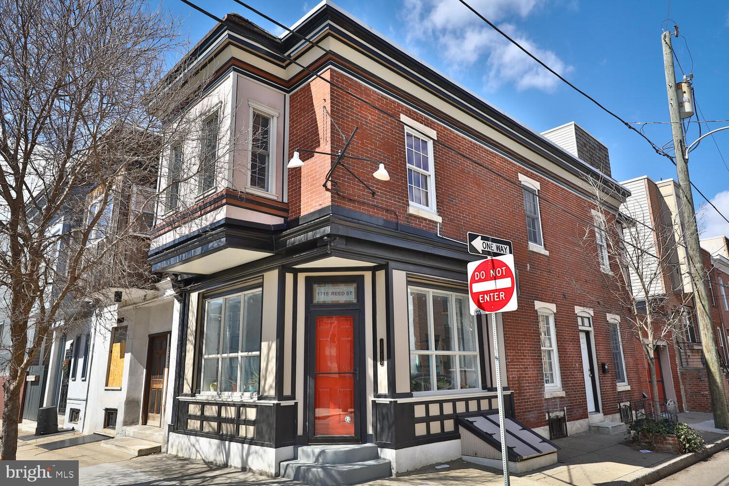 1715 Reed St