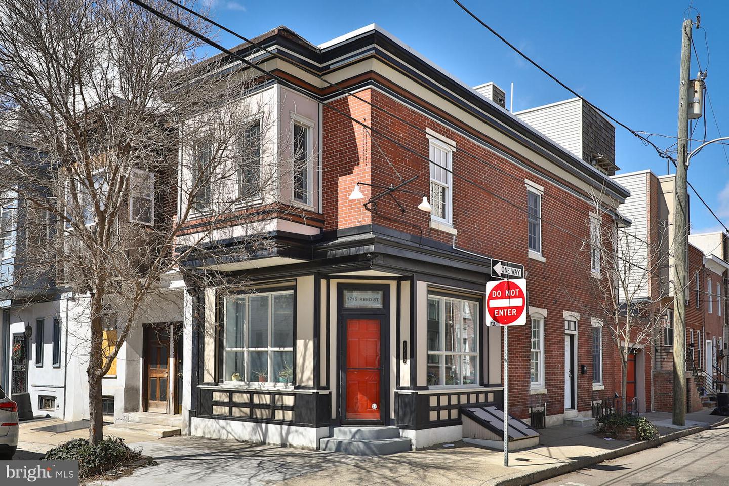 1715 Reed St