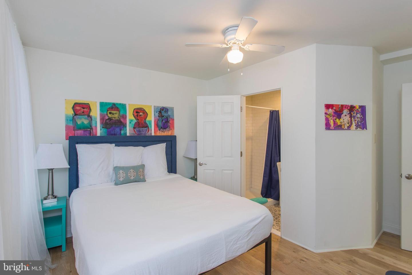 758 S 4th St