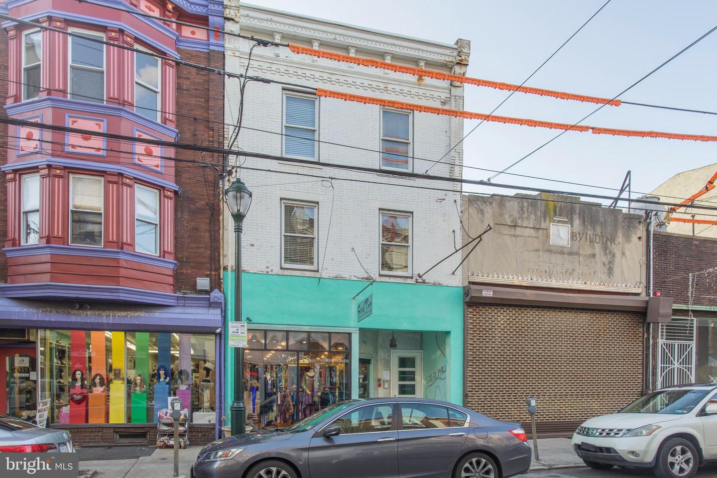 758 S 4th St