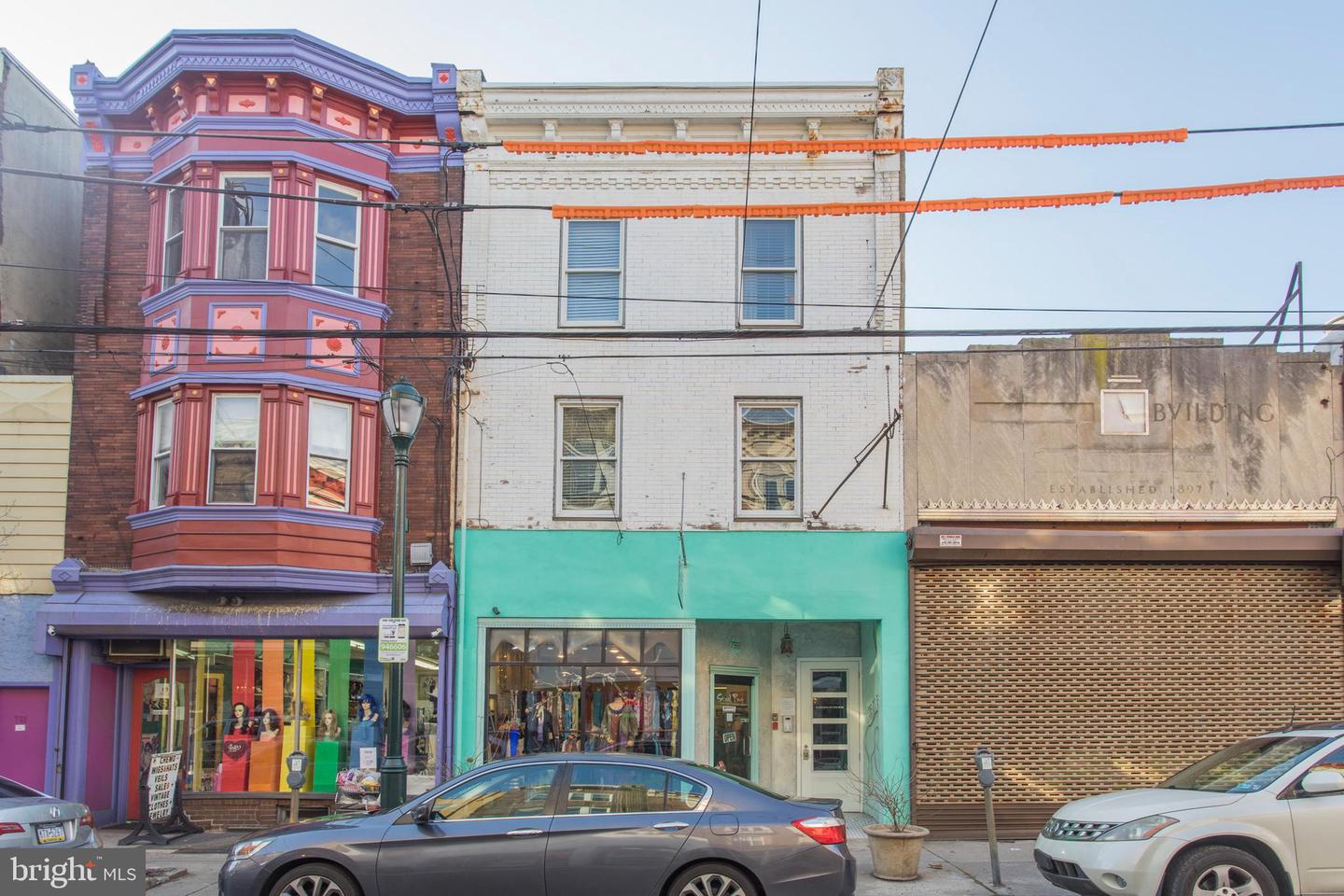 758 S 4th St