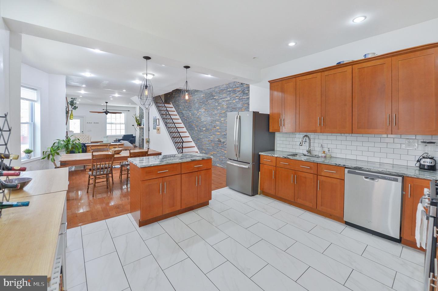 4919 Hazel Ave