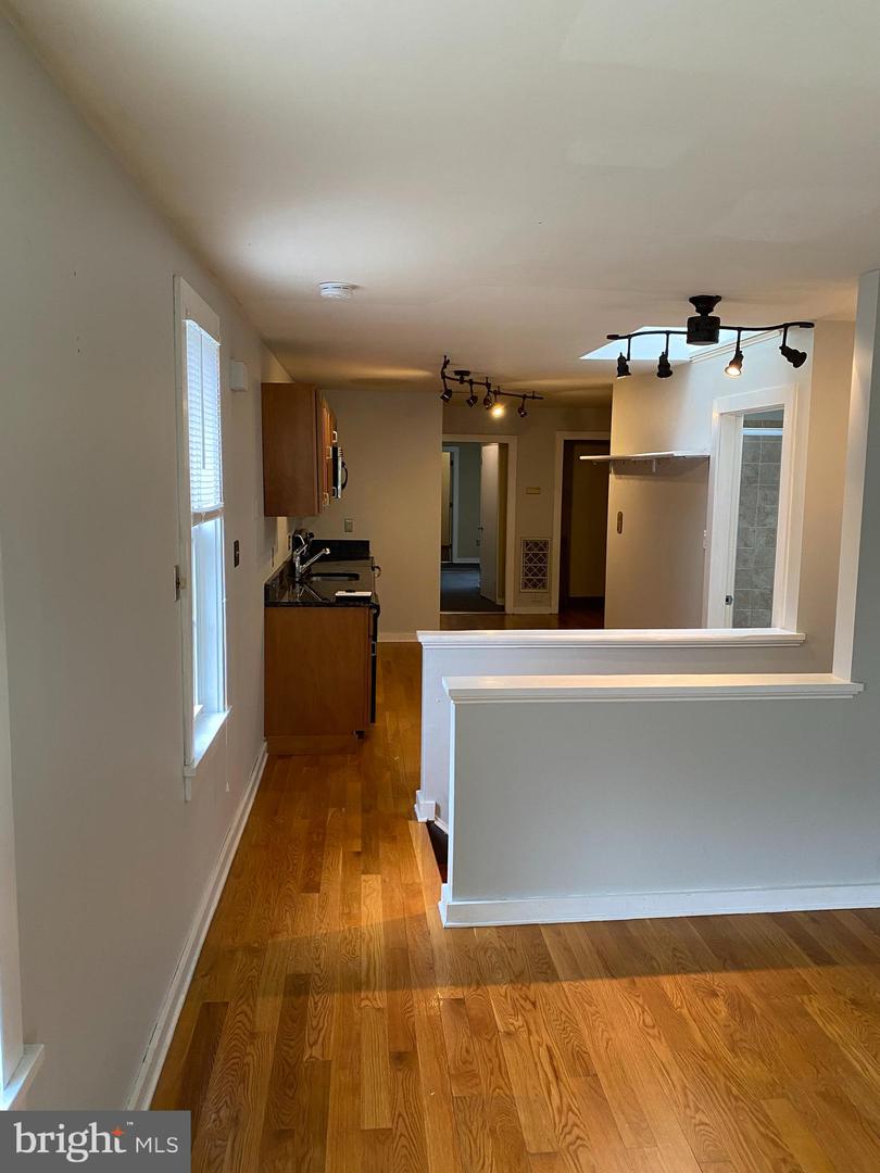 1550 E Montgomery Ave