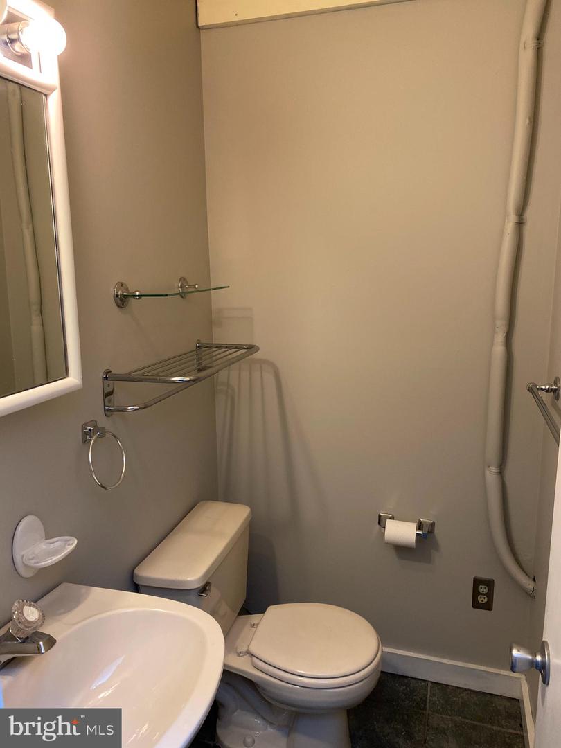 1550 E Montgomery Ave