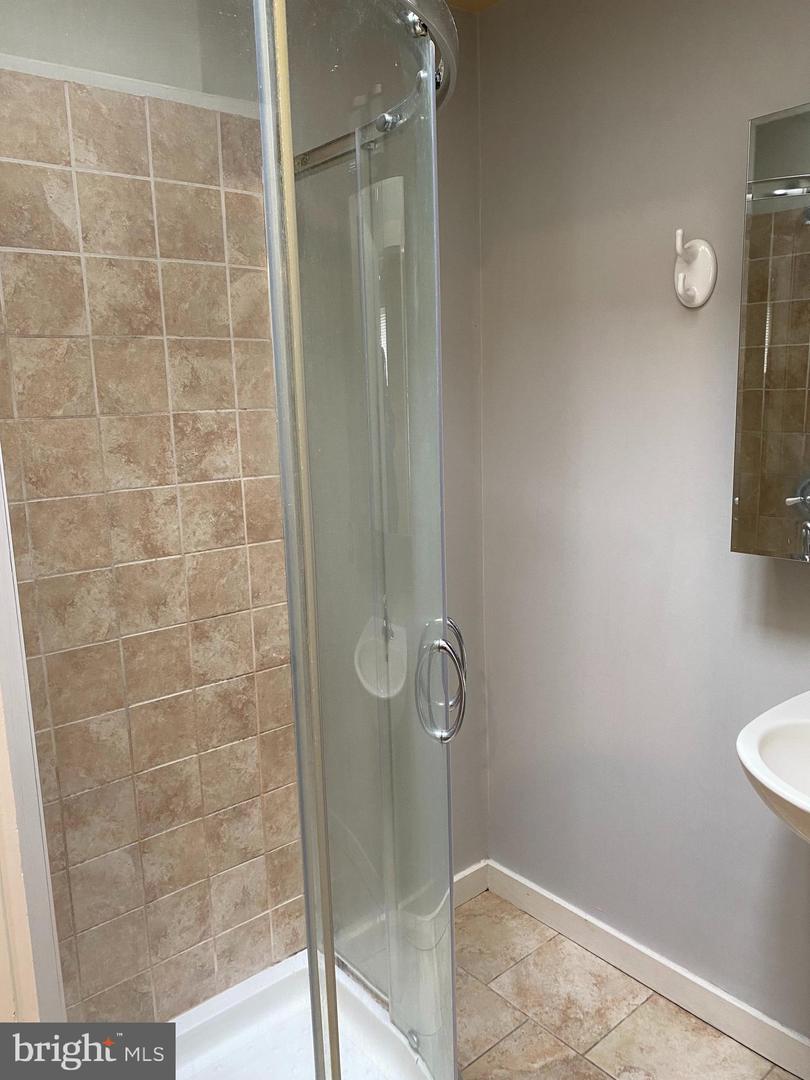 1550 E Montgomery Ave