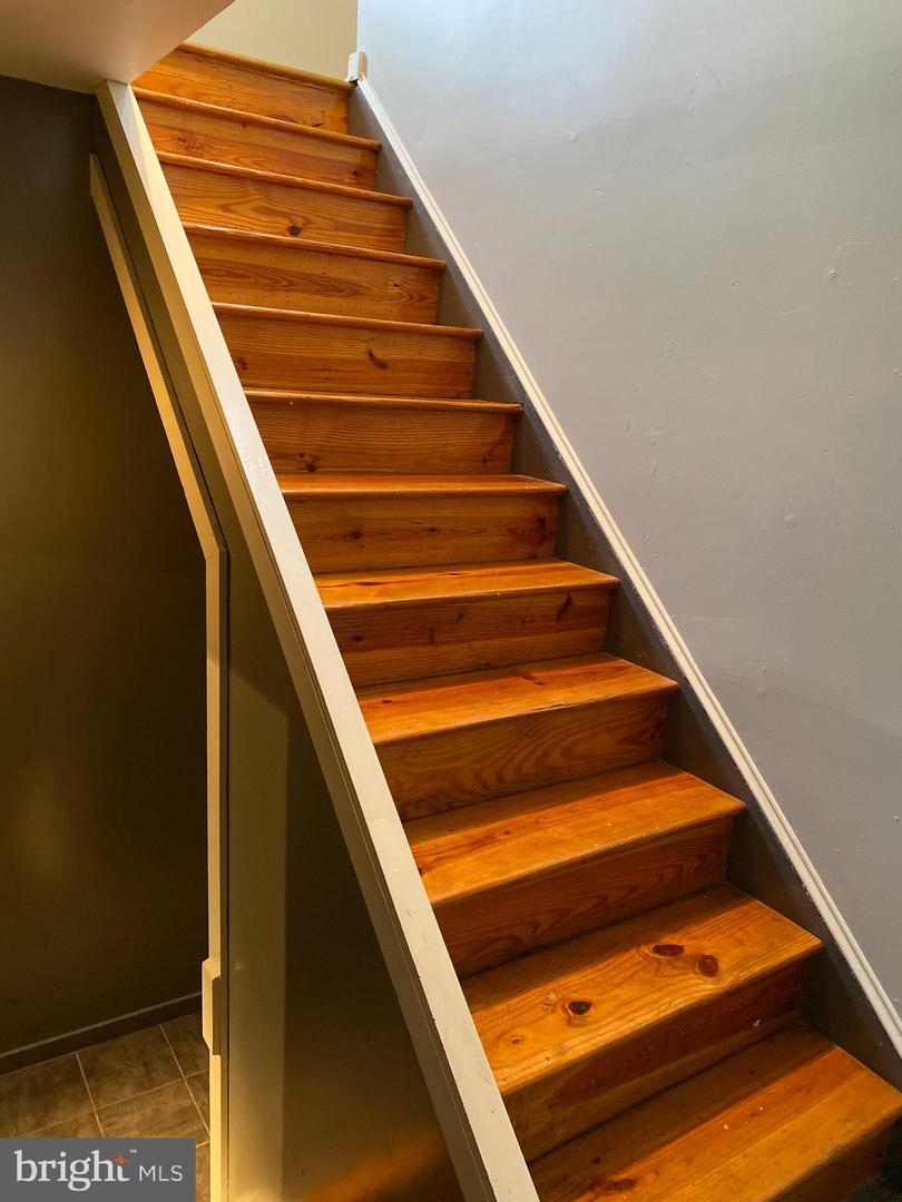 1550 E Montgomery Ave