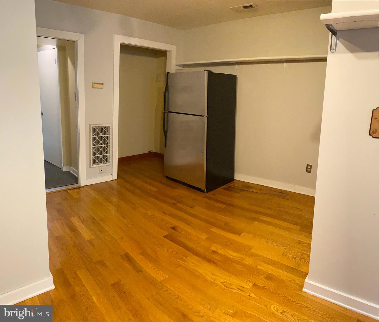 1550 E Montgomery Ave