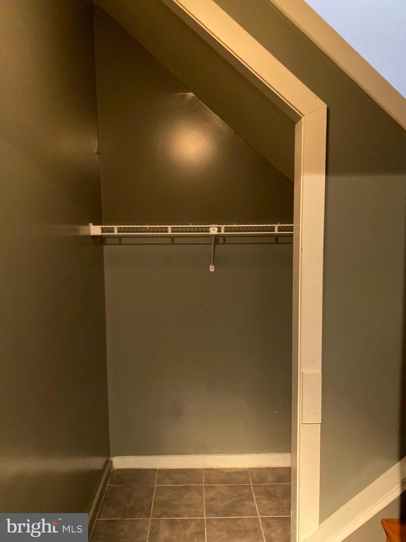 1550 E Montgomery Ave