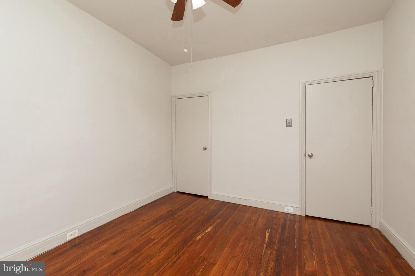 26 W Manheim St