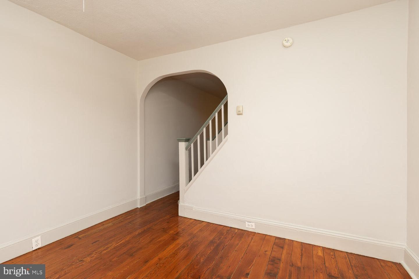 26 W Manheim St