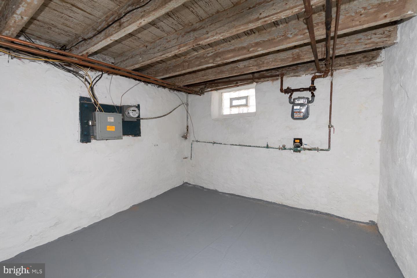 26 W Manheim St