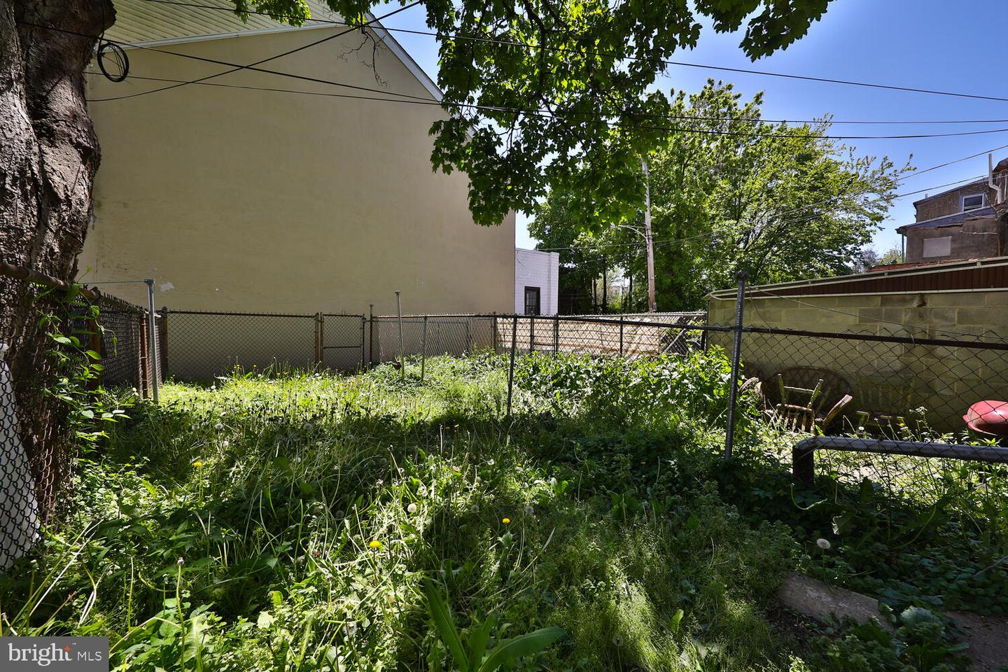 26 W Manheim St