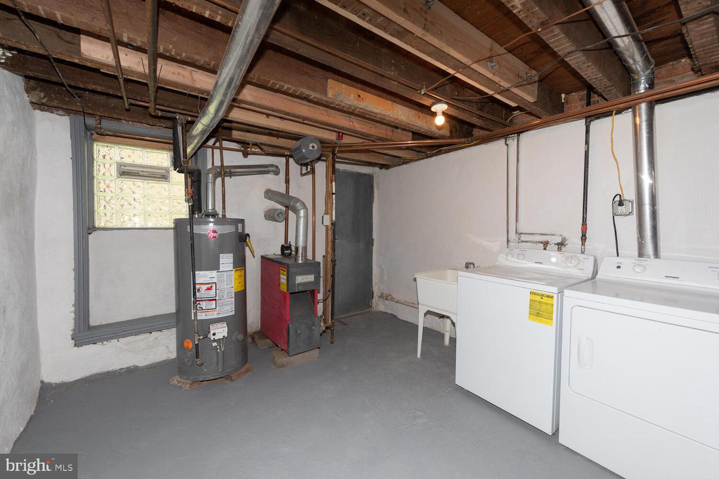26 W Manheim St