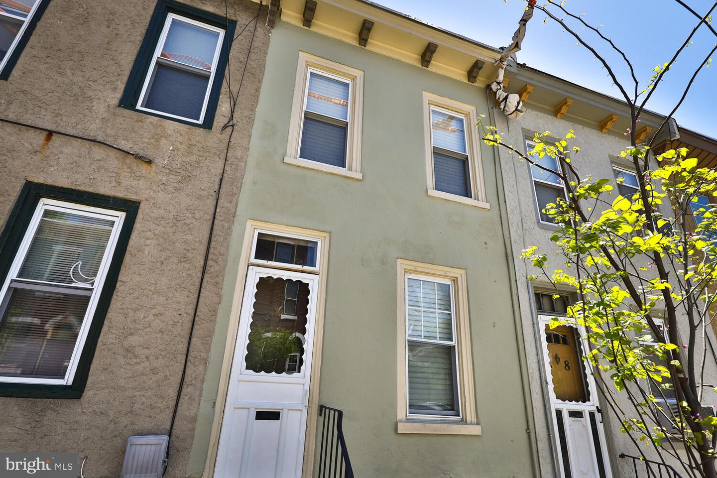 26 W Manheim St