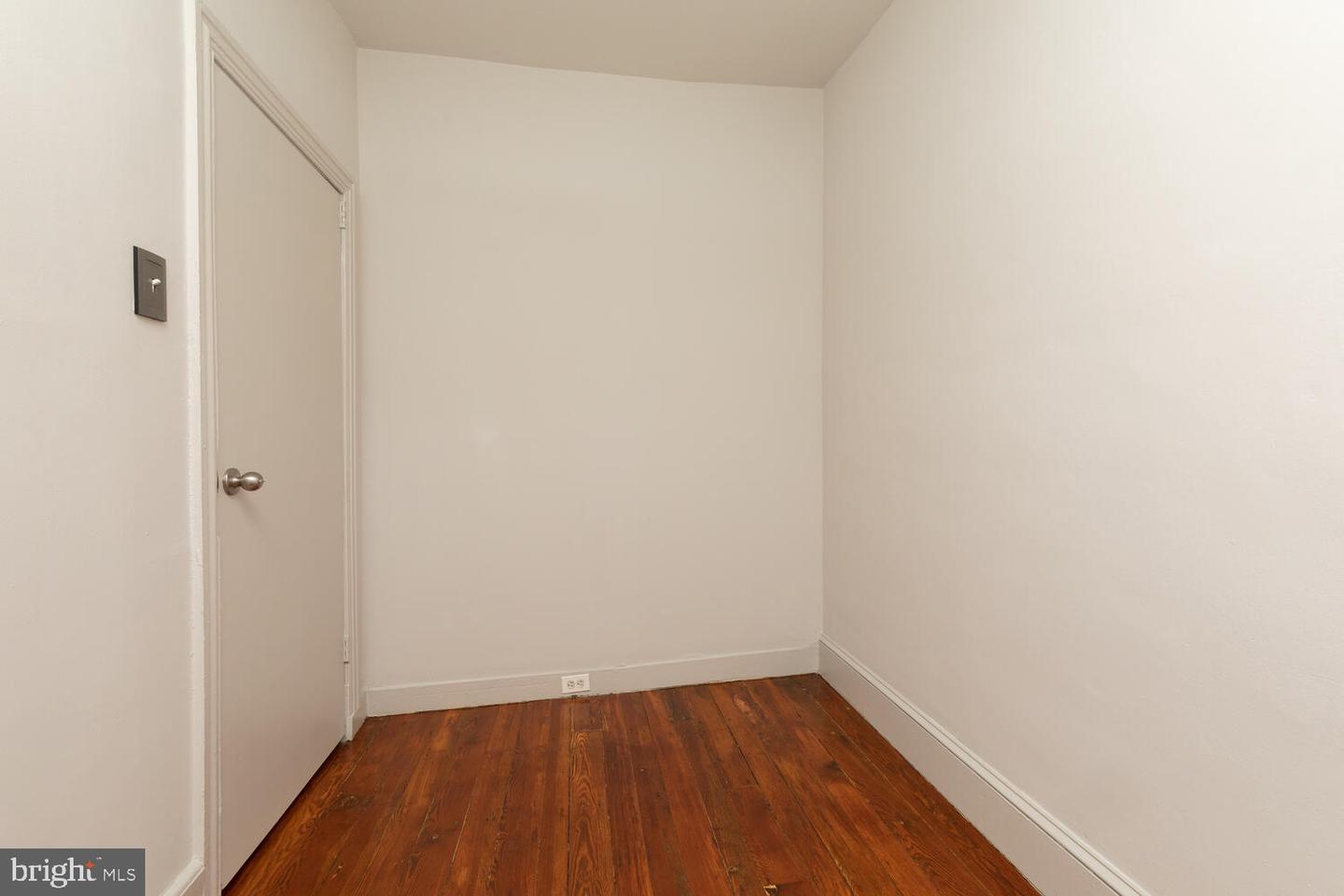 26 W Manheim St