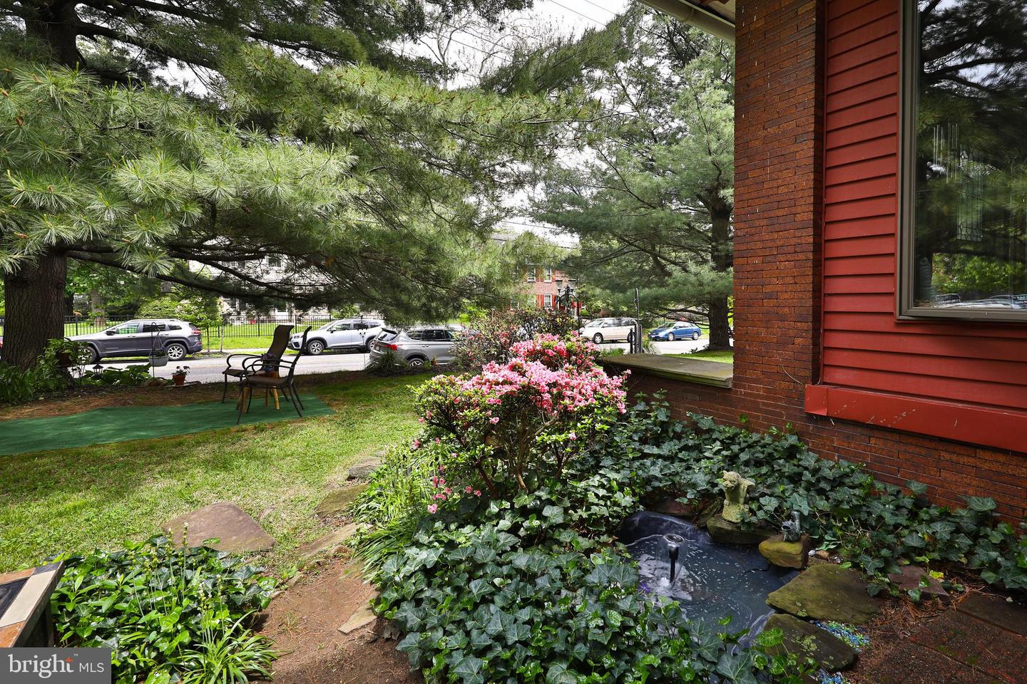 3000 Midvale Ave