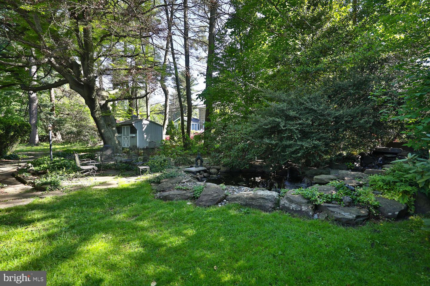 3909 W Netherfield Rd