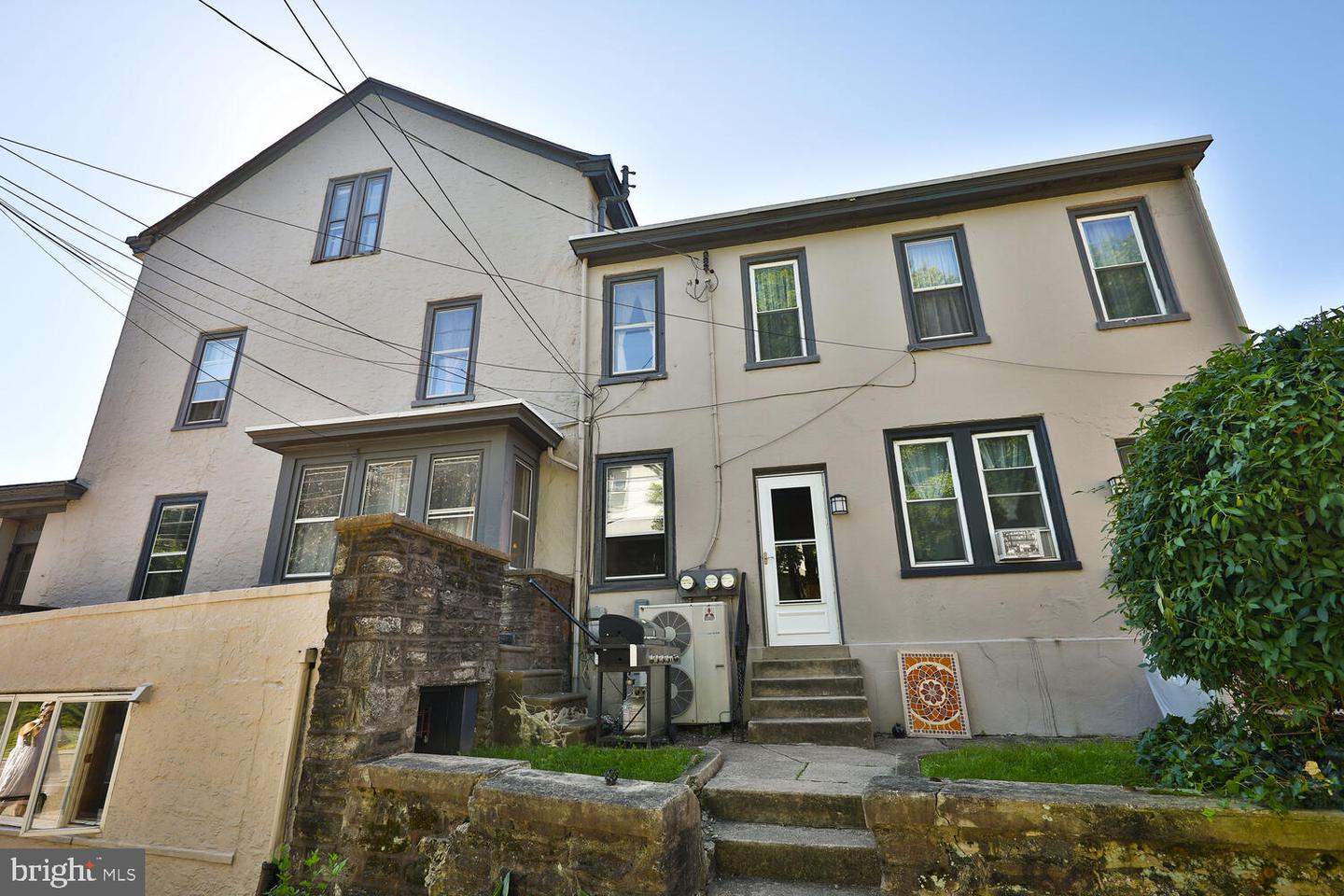6114 Wissahickon Ave