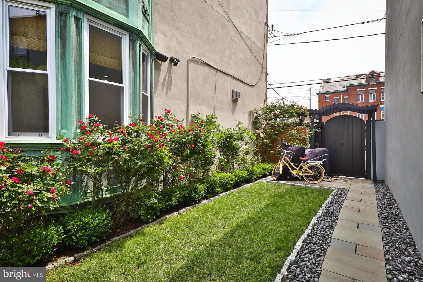 2036-38 N Hancock St