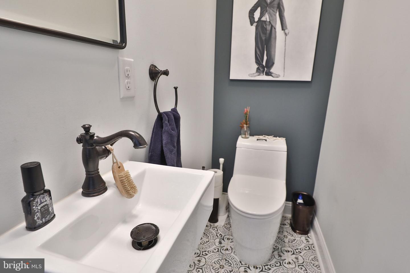 2036-38 N Hancock St