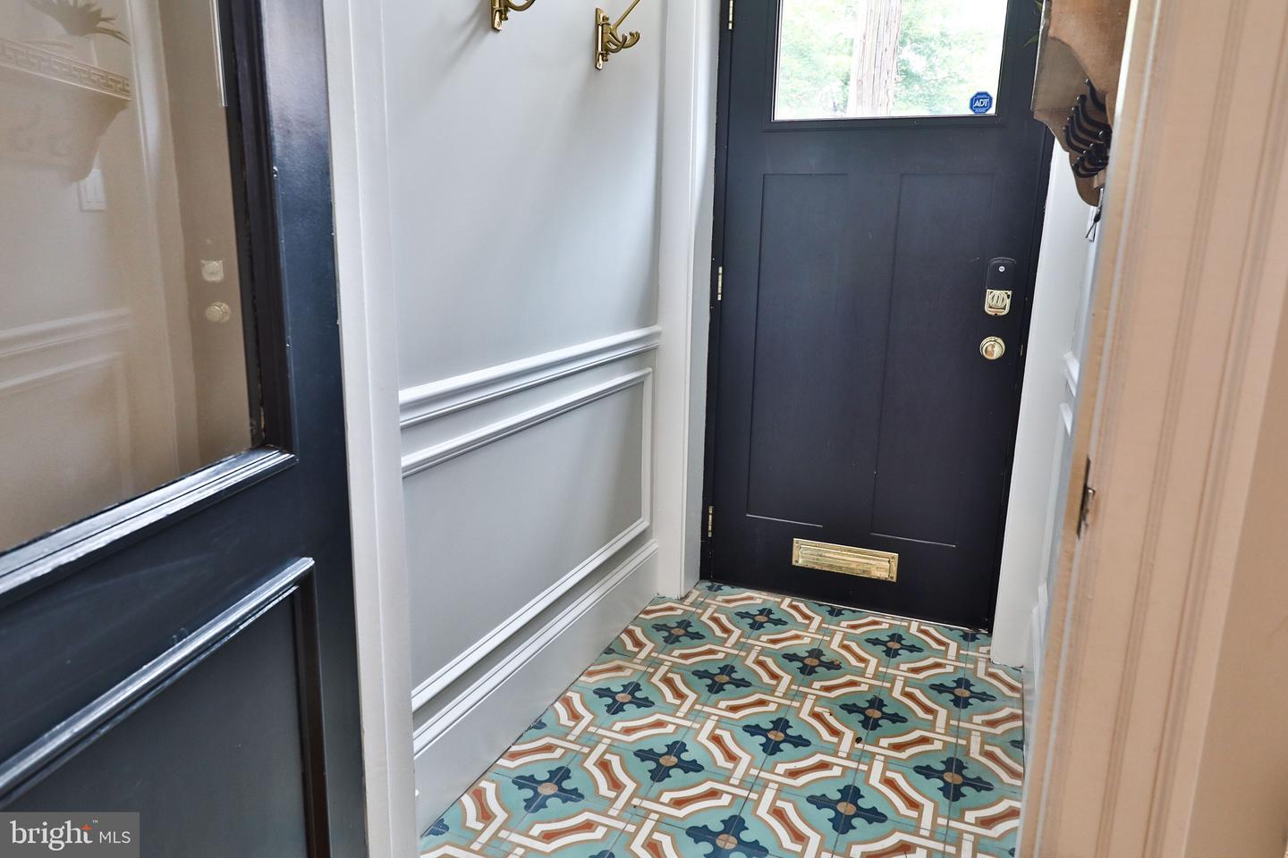 2036-38 N Hancock St