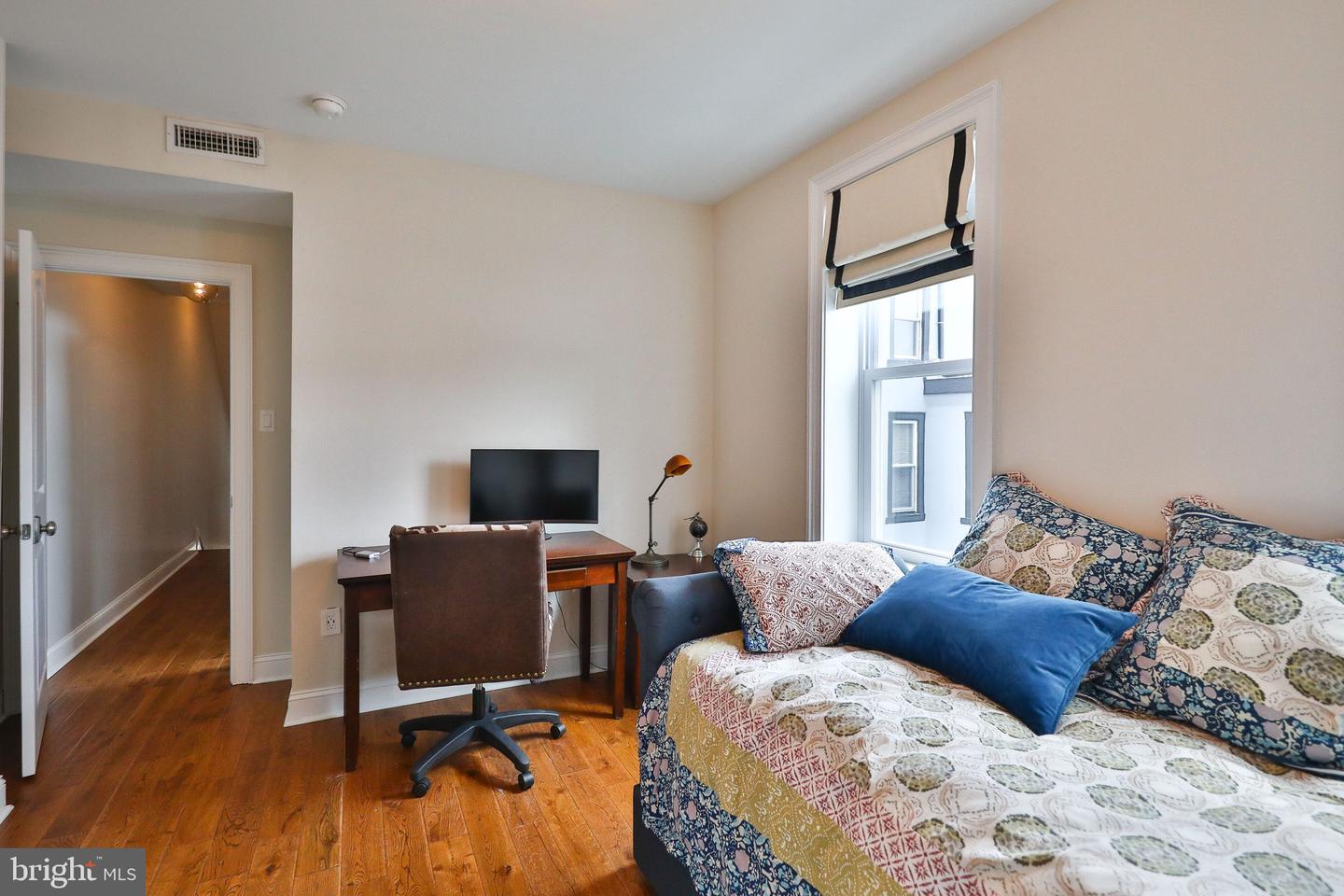 2036-38 N Hancock St