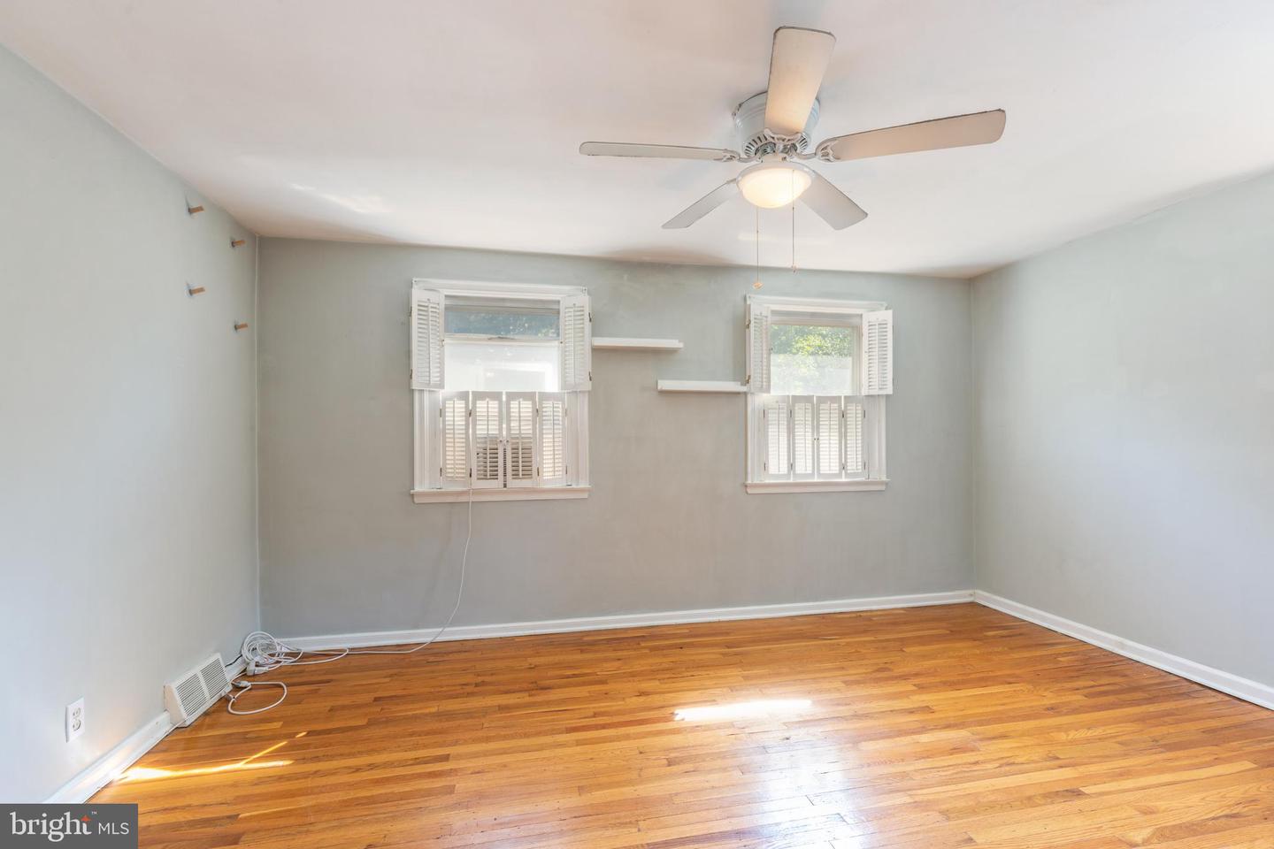 6468 Henry Ave