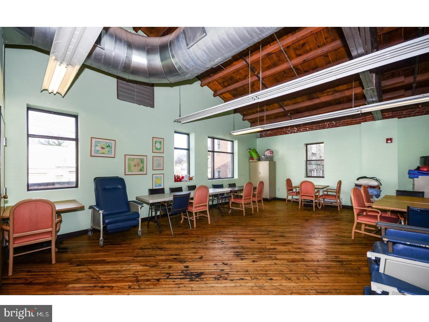 5-7 W Mount Airy Ave