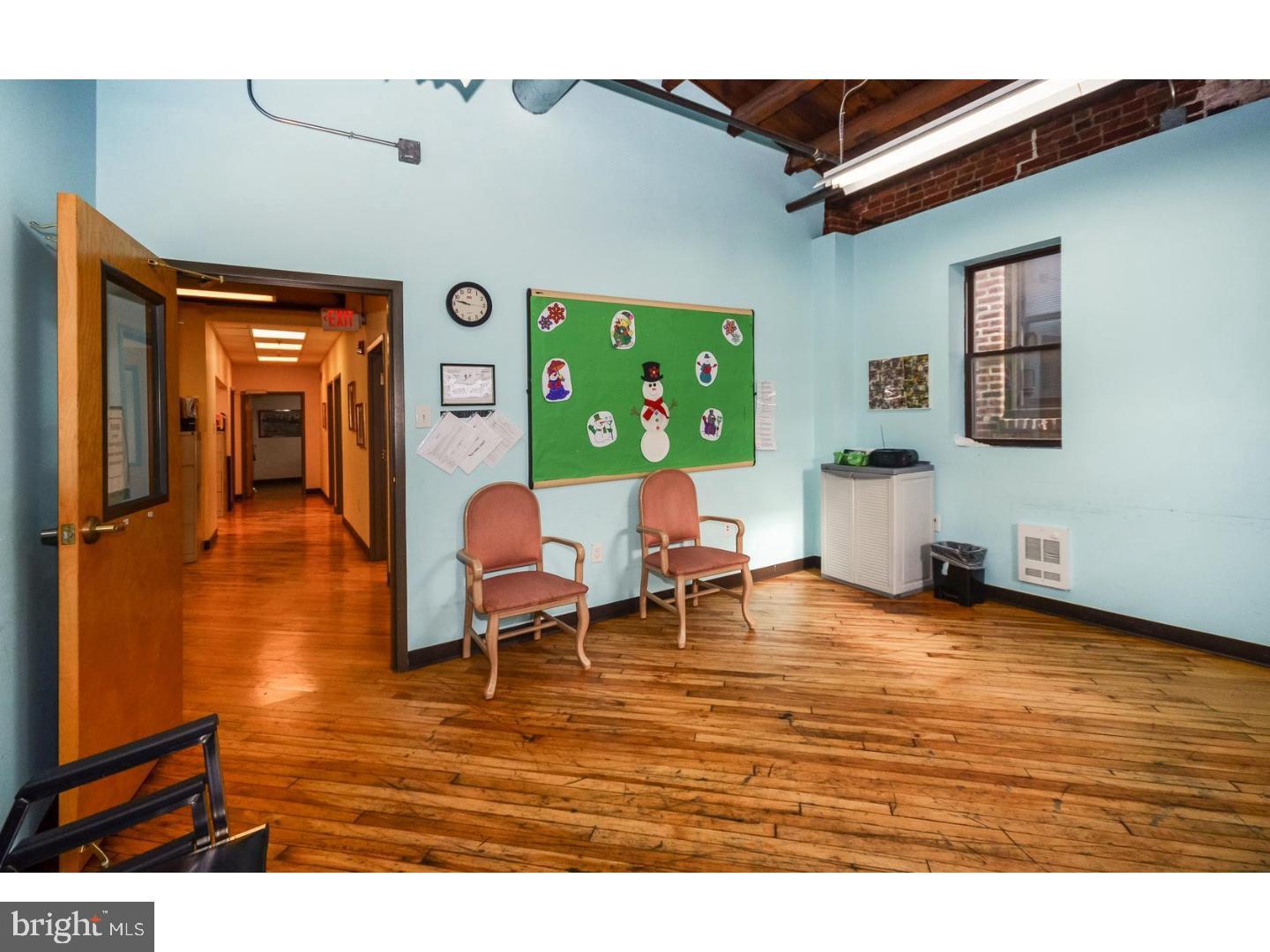 5-7 W Mount Airy Ave