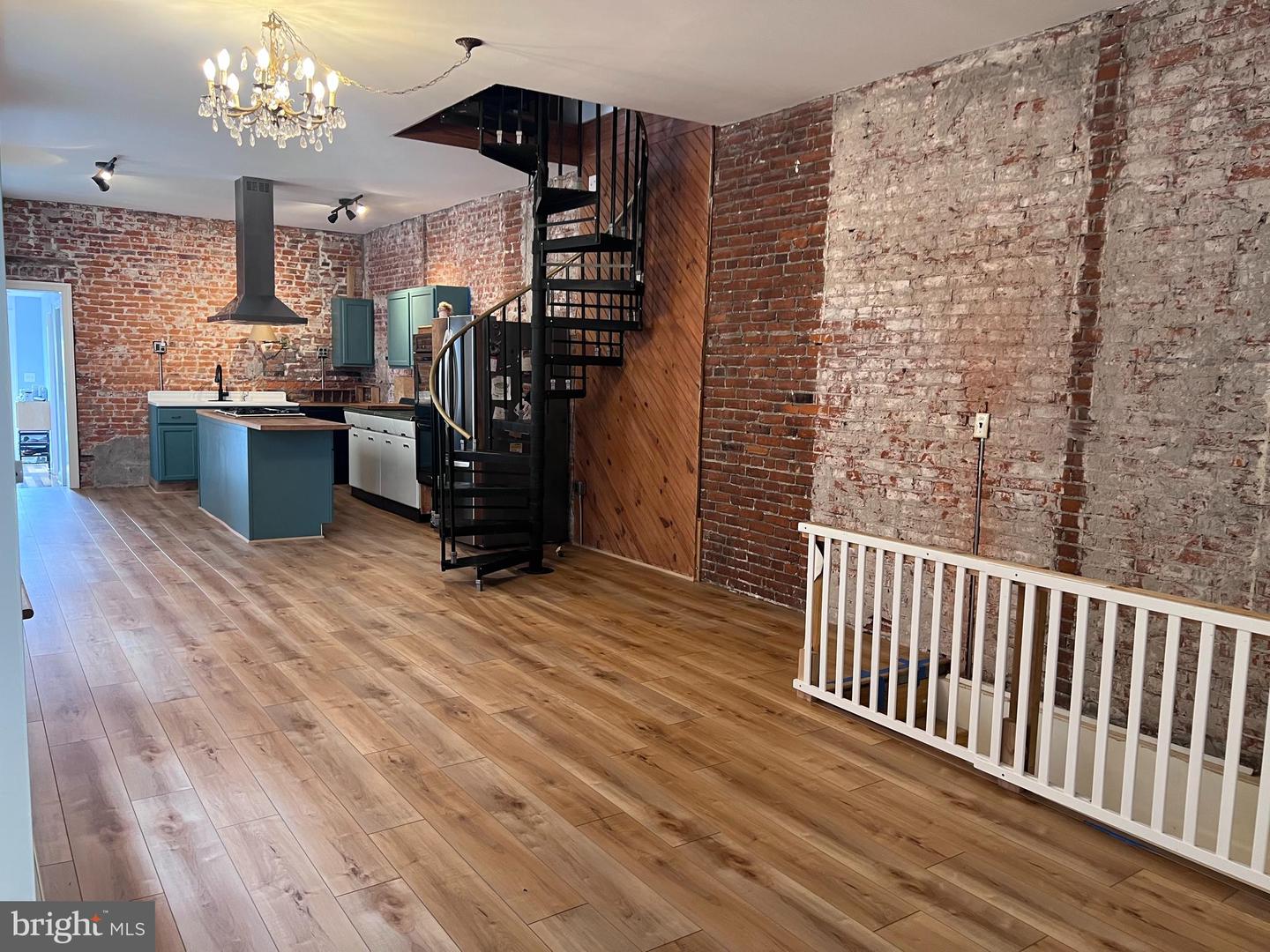2109 N Howard Street #1