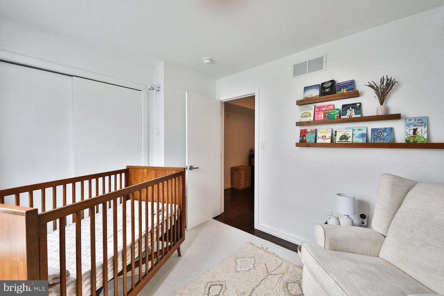 608 N Galloway St #F