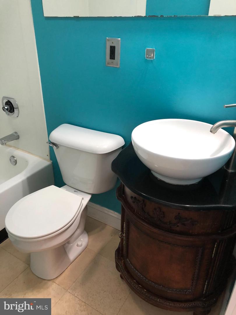 2015-17 Christian St #C