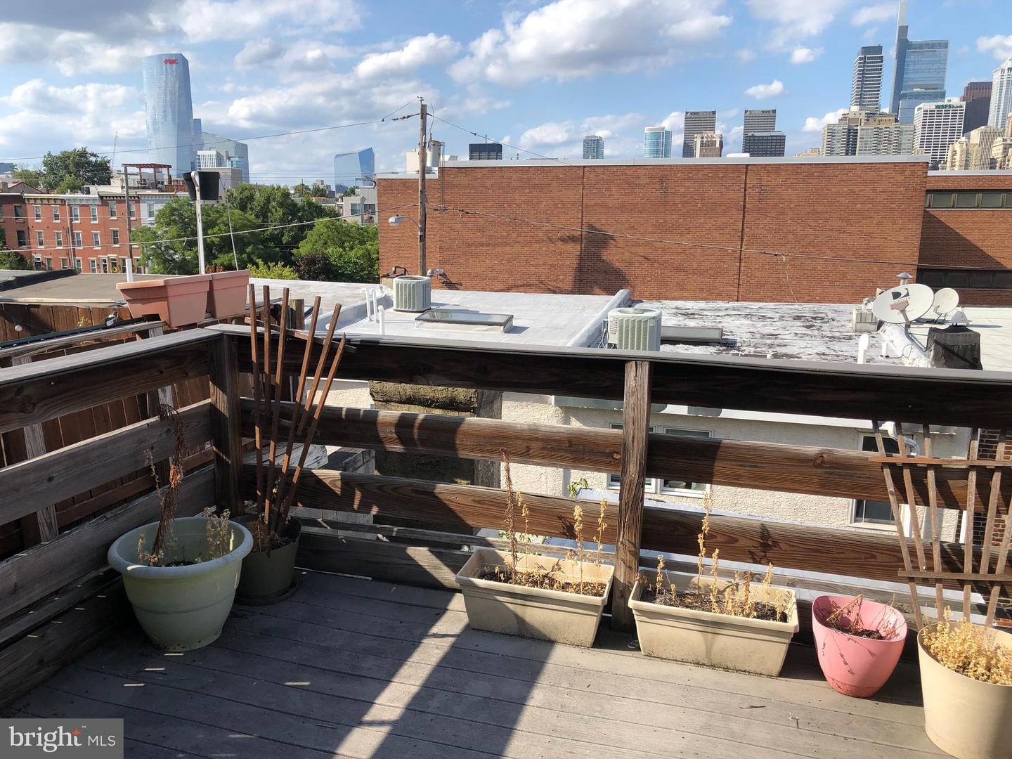 2015-17 Christian St #C