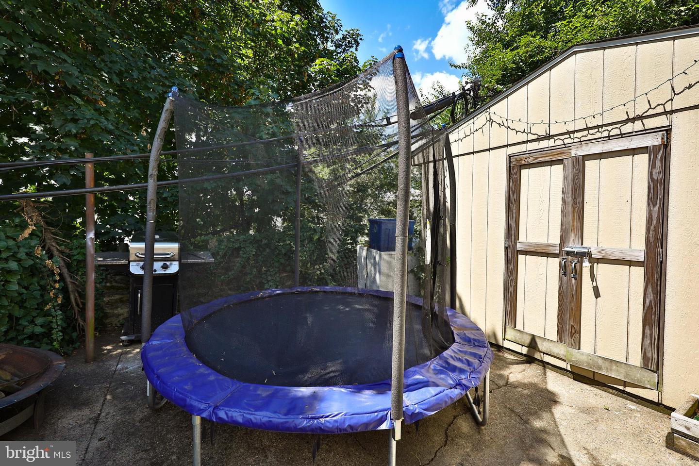 3742 Manayunk Ave