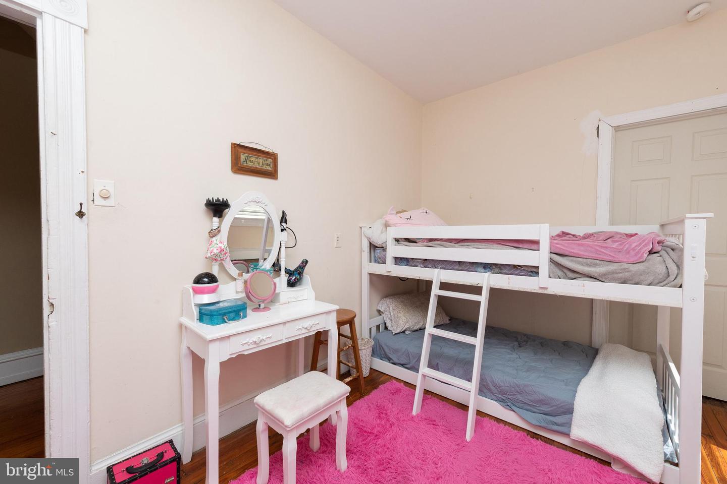 3742 Manayunk Ave