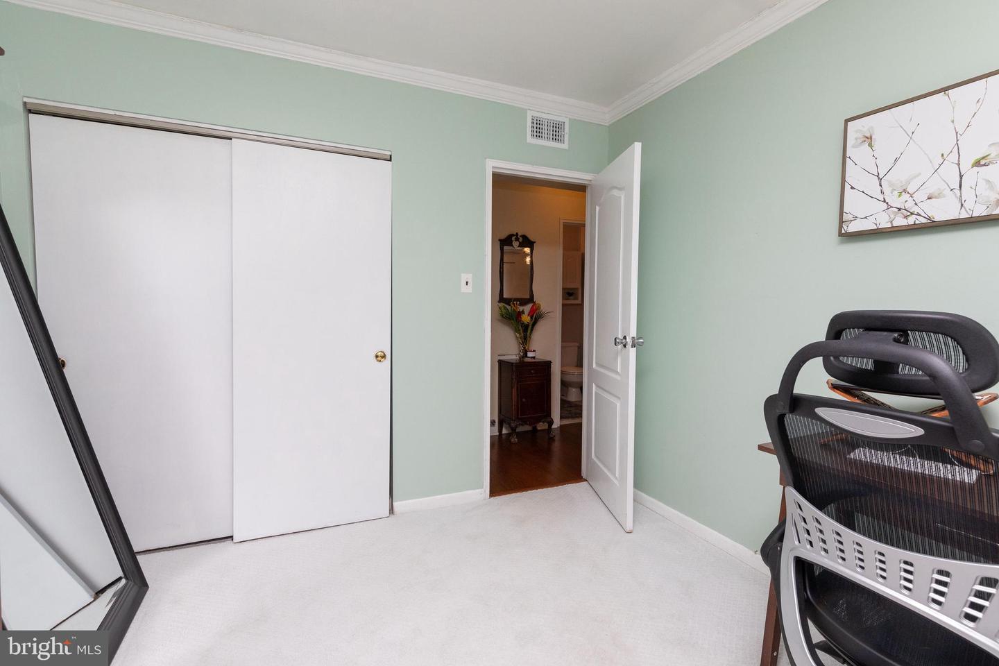 7300 Cresheim Rd #C20