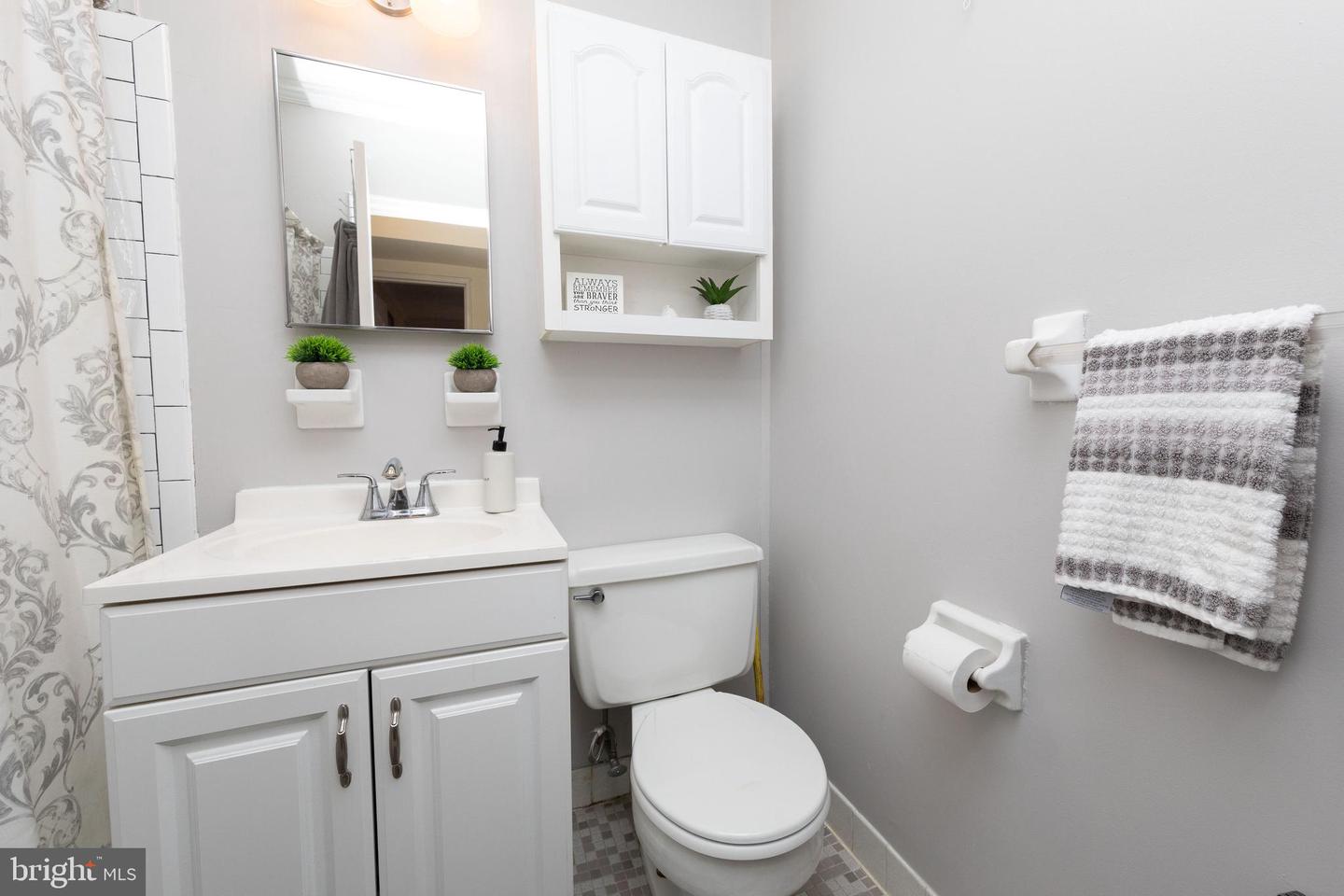 7300 Cresheim Rd #C20