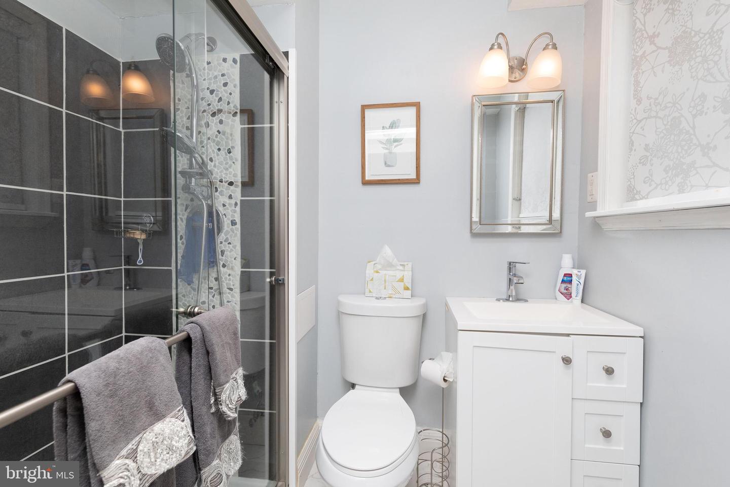 7300 Cresheim Rd #C20