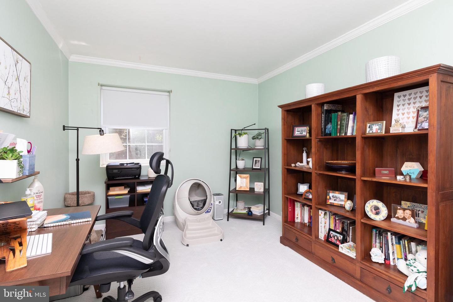 7300 Cresheim Rd #C20