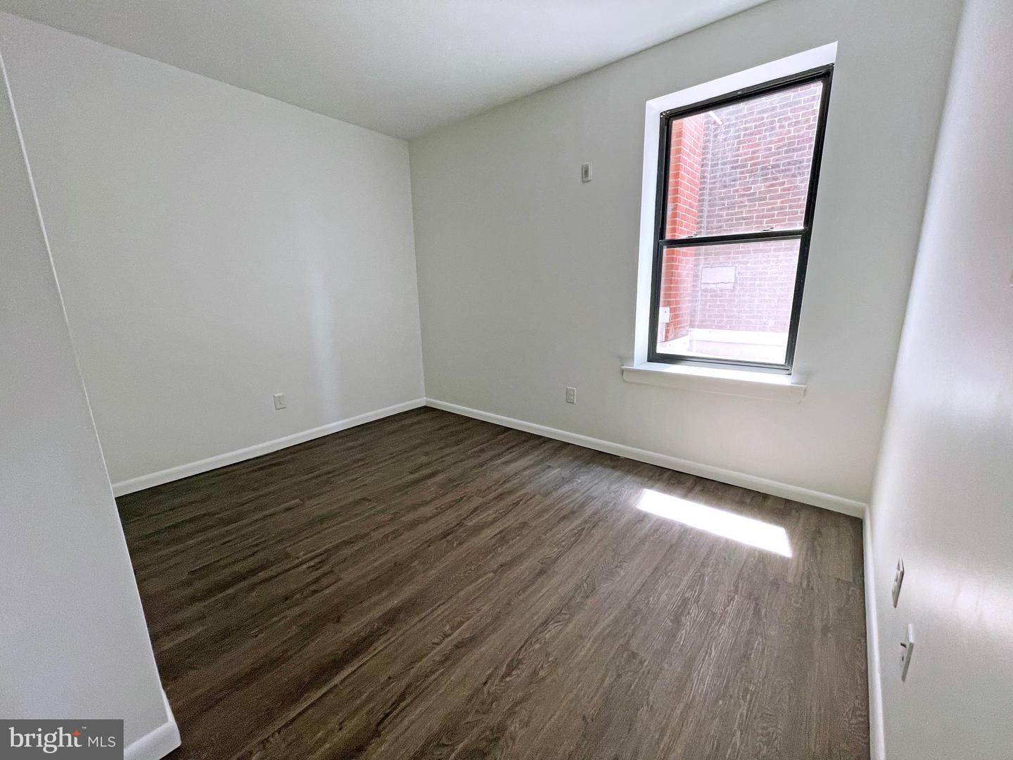 3200 Kensington Ave #3h