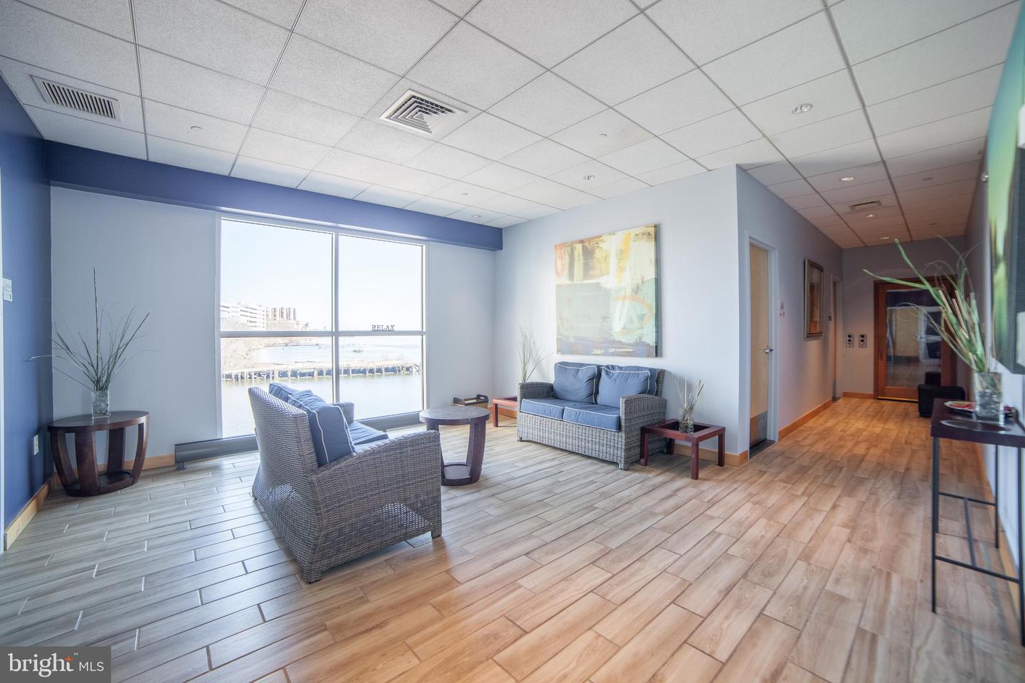 901 Penn #R1905