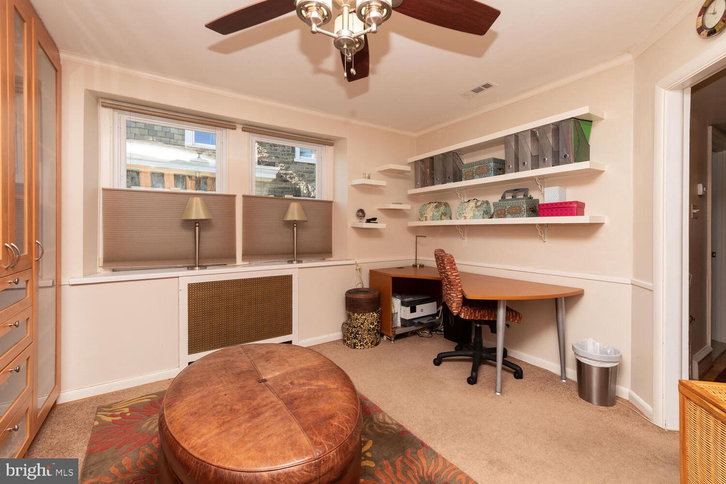 804 E Phil Ellena St