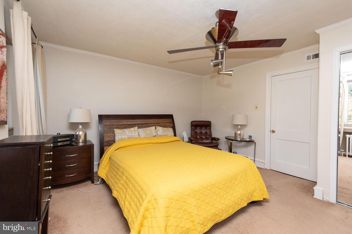 804 E Phil Ellena St