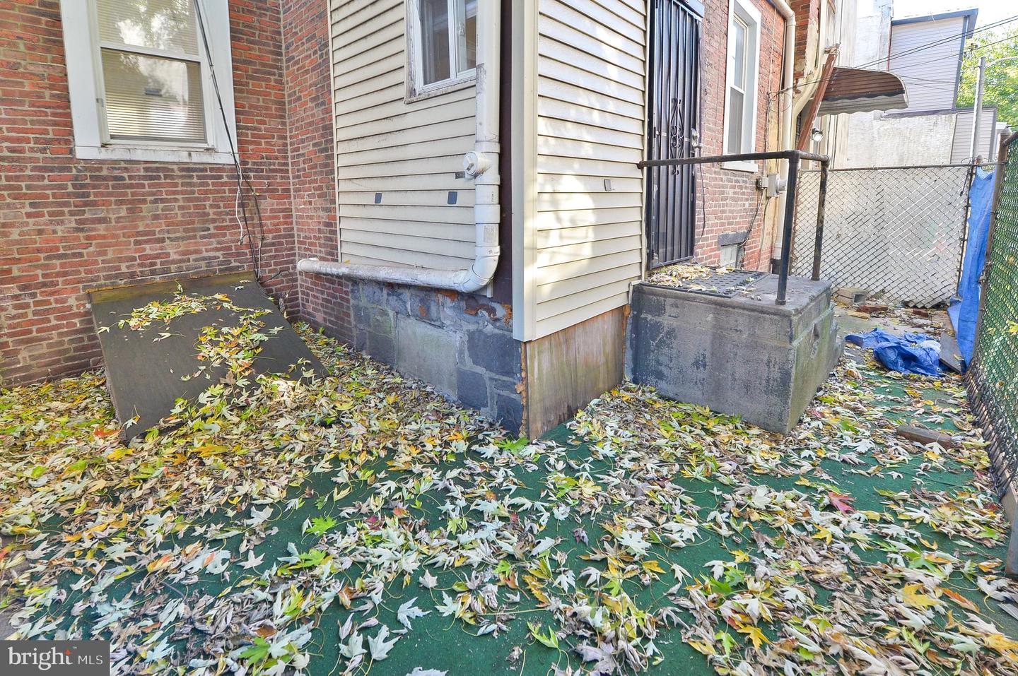 1617 Saint Paul St