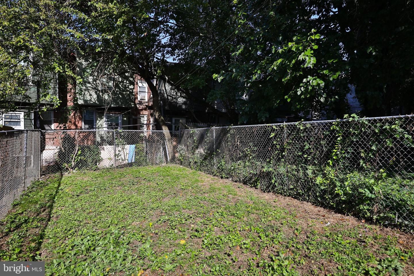 1239 E Chelten Ave